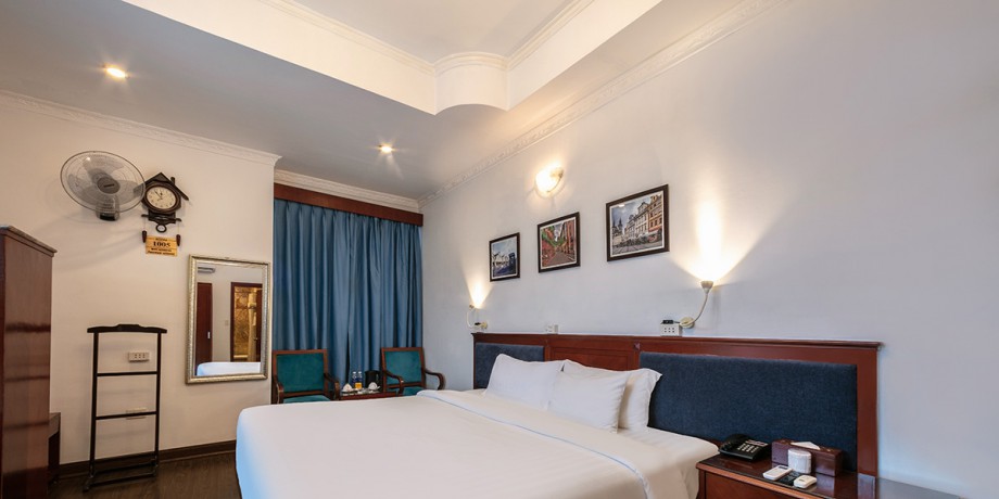 sangtrong1005 (2).jpg